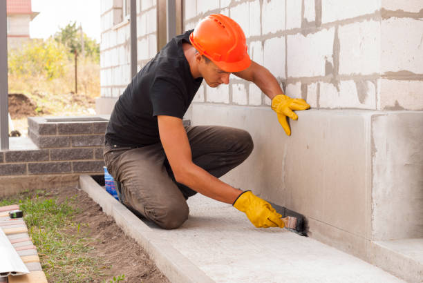 Waterproofing professionals working in Peru, IL